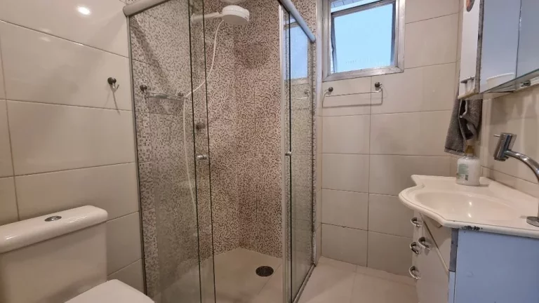 Imagem PITANGUEIRAS- LOCALIZAÇÃO ESPETACULAR , MARAVILHOSO APARTAMENTO TOTALMENTE REFORMADO E DECORADO.