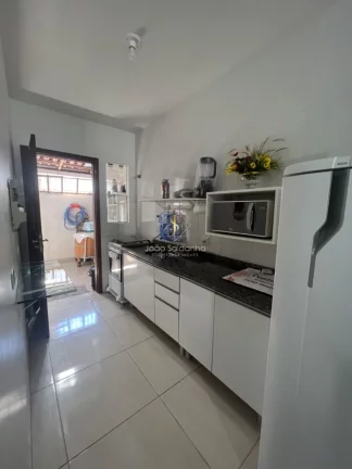 Imagem Casa em Guaratuba localizada no Balneário Eliane a 250 metros do mar em rua asfaltada