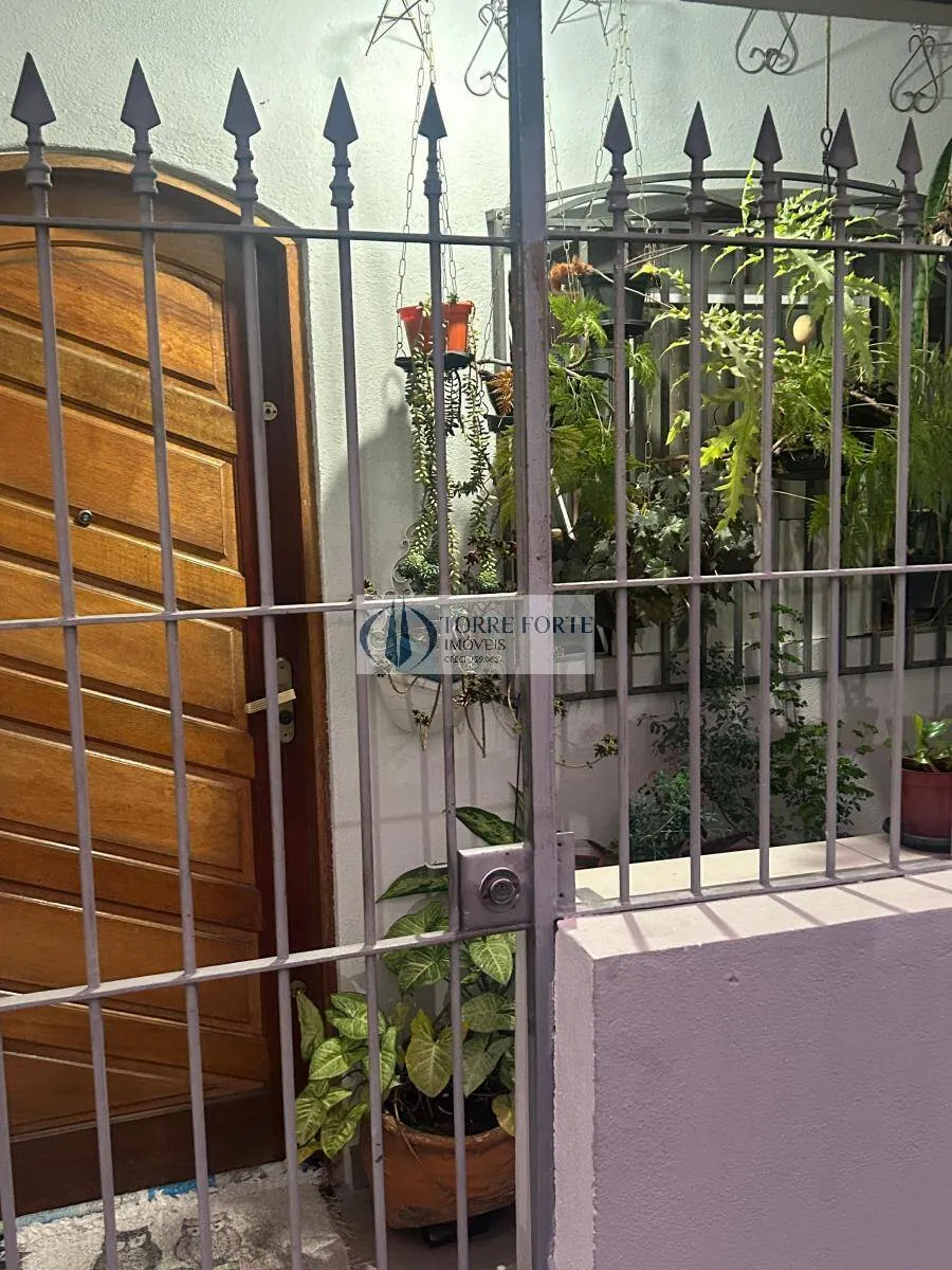 Imagem Casa sobrado de 125m², com 3 dormitórios, a 5 min do Metrô Vila Matilde