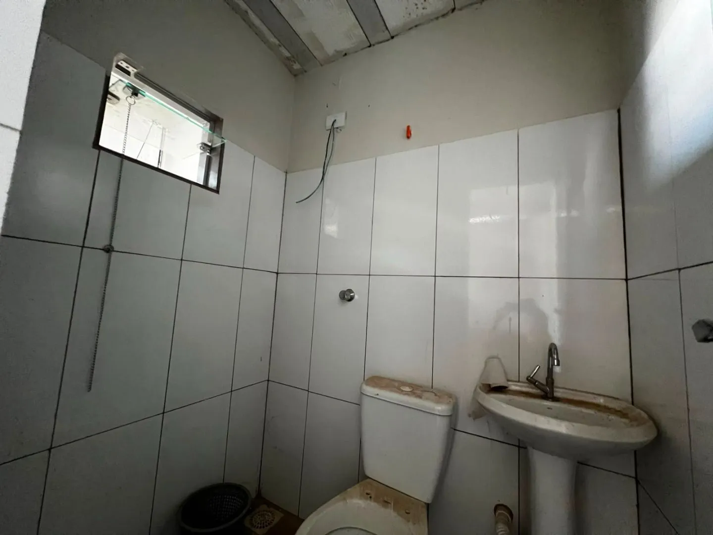 Imagem Galpão para alugar, 180 m² por R$ 2.700,00/mês - Planalto - Patos de Minas/MG