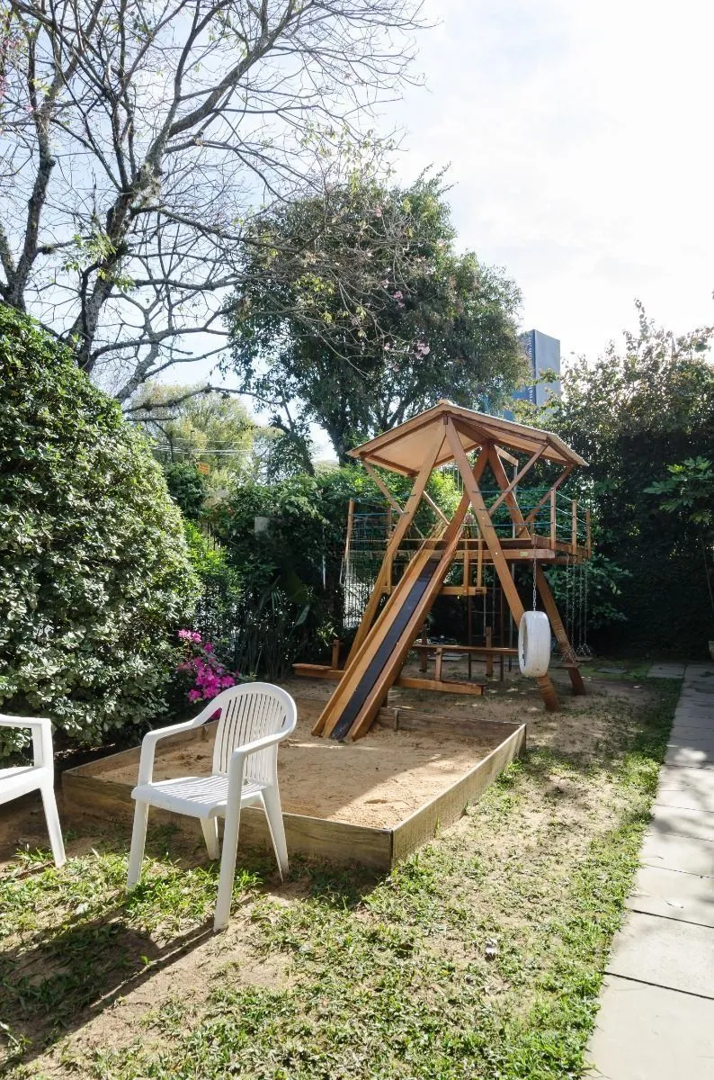 Imagem Sobrado em condomínio na Pedra Redonda com 3 dormitórios e terraço