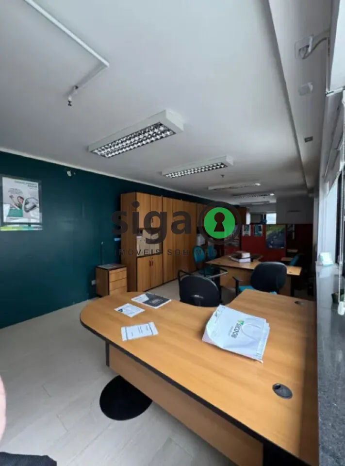 Imagem Sala Comercial á Venda no Itaim Bibi- 50m², 1 vaga e 2 banheiros