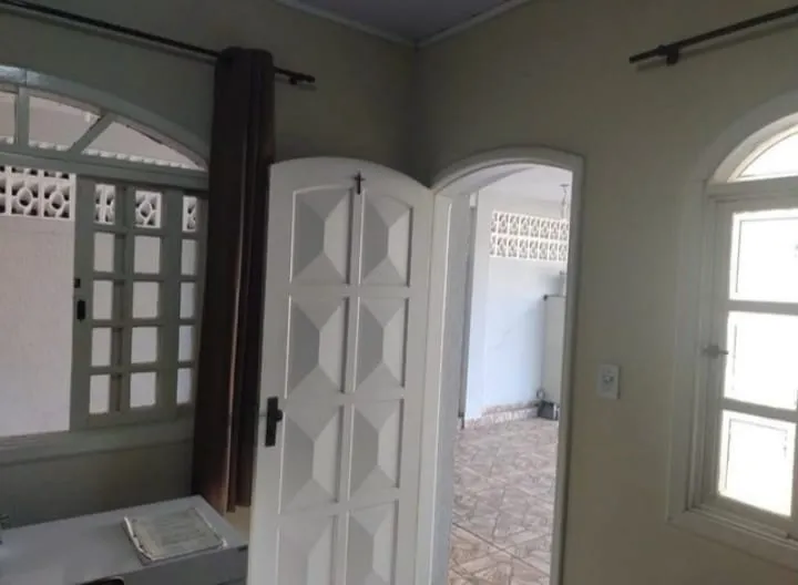 Imagem Casa à venda 2 Quartos, 2 Vagas, 190.5M², Residencial Vale das Acácias, Pindamonhangaba - SP