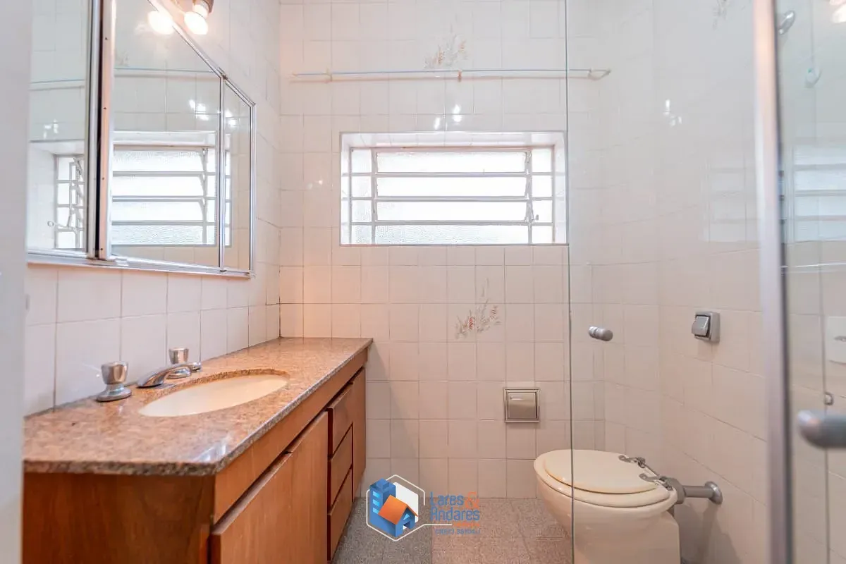Imagem Casa para venda em Planalto Paulista com 3 quartos, sendo 1 suíte, 180m²