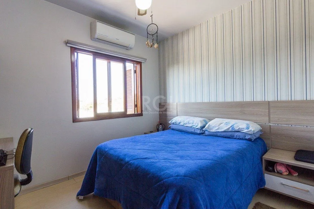 Imagem Casa Condominio para Venda - 191m², 3 dormitórios, sendo 1 suites, 2 vagas - Tristeza