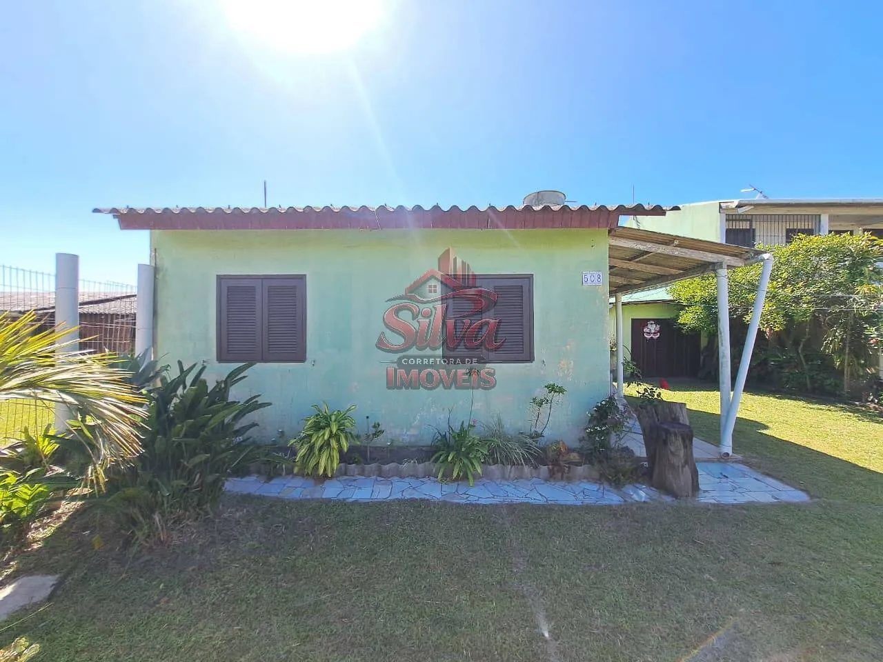 Casa 2 dormitórios com anexos em Mariluz B
