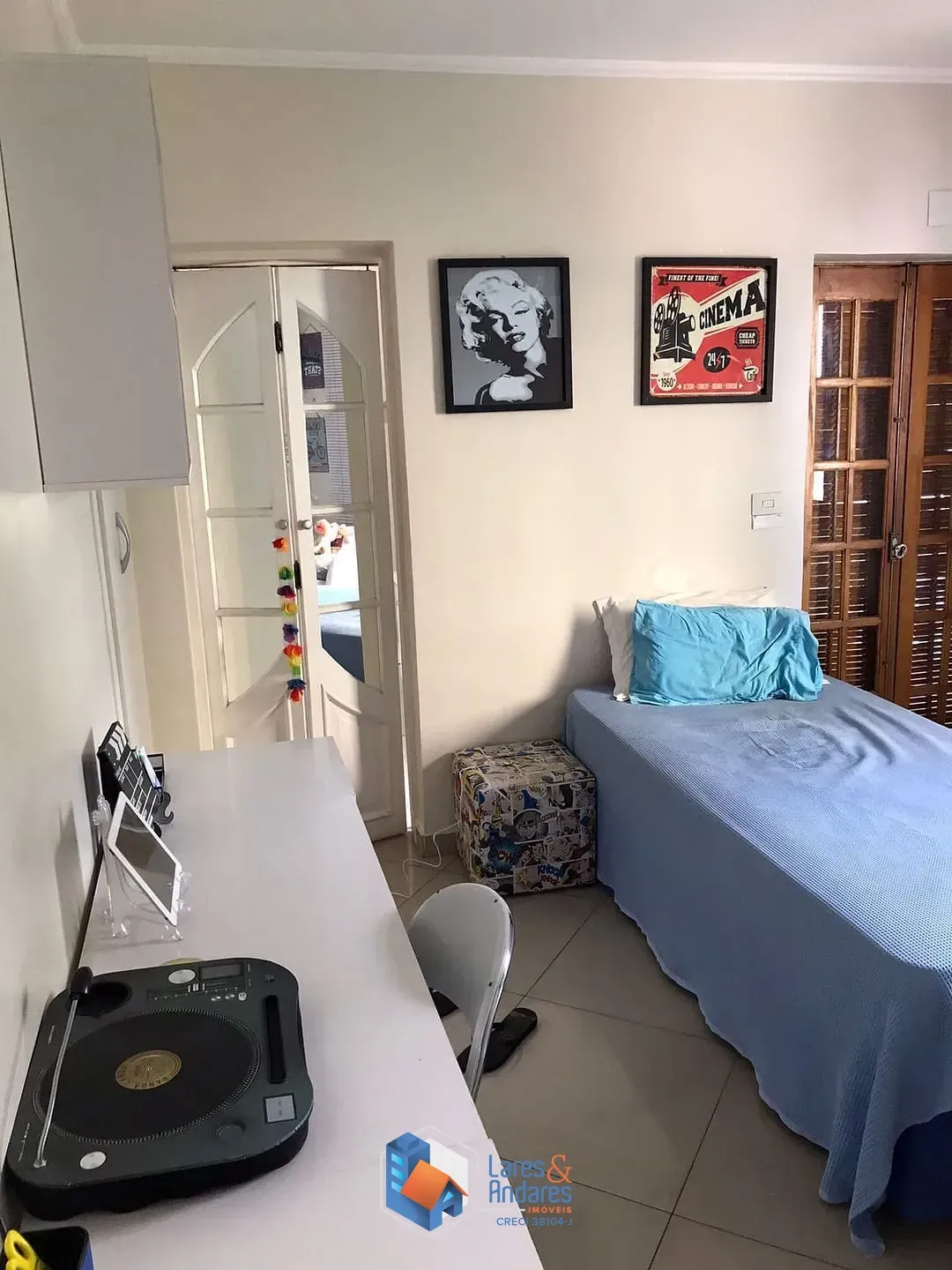 Imagem Sobrado à venda com 4 quartos, sendo 3 suítes, e 5 banheiros com 163m² localizado na Rua Curupaiti (Zona Norte)