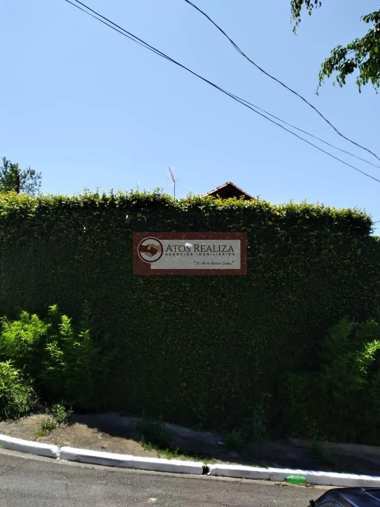 Imagem Casa térrea com edícula à venda em Jardim Esmeralda Região da Cidade Dutra SP. 300m², 3 dormitórios, 2 banheiros, 4 Vagas de garagem por R$800.000. Oportunidade!