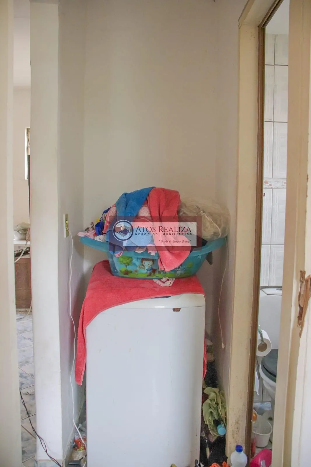 Imagem Apartamento em oportunidade venda no BNH Grajaú. Vendo Apartamento de 2 Dormitórios no BNH, proximo a estação Grajaú da CPTM, valor de oportunidade: R$ 160k. Aceita financiamento bancário, confira.
