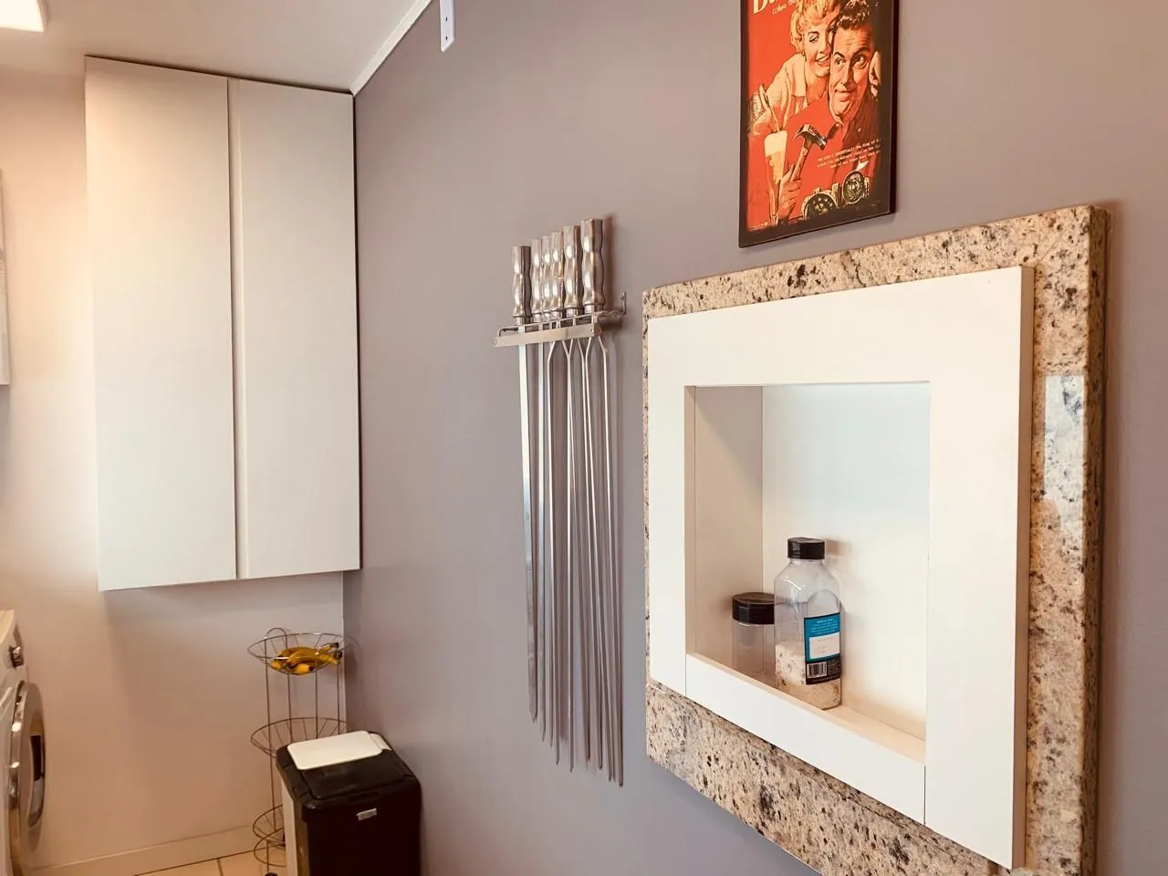 Imagem Apartamento no bairro Camaquã de 2 dormitórios vaga e infra