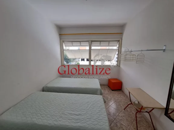 Imagem Apartamento à venda com 70m², 2 quartos, varanda, frente a praia por R$480.000,00 no José Menino em Santos