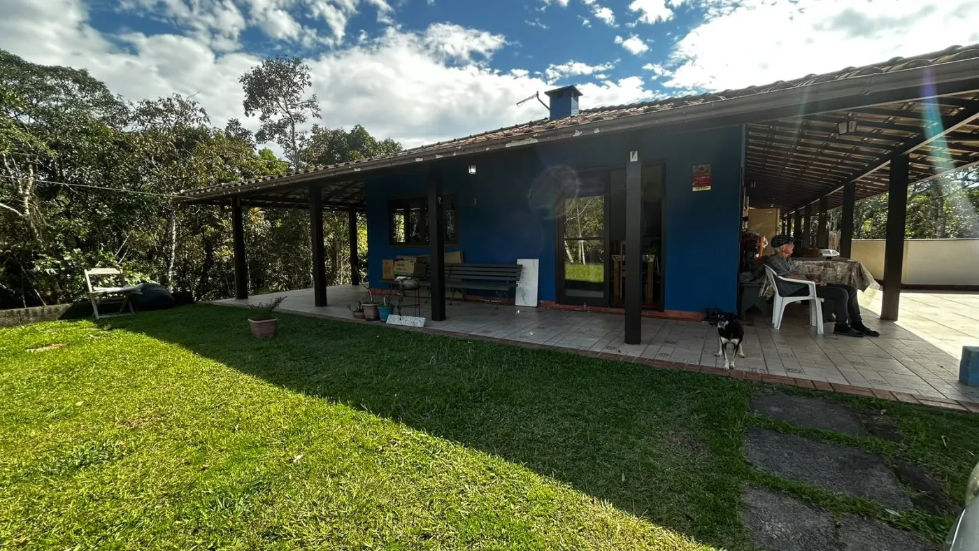 Imagem Casa para Venda em Petrópolis / RJ no bairro Fazenda Inglesa