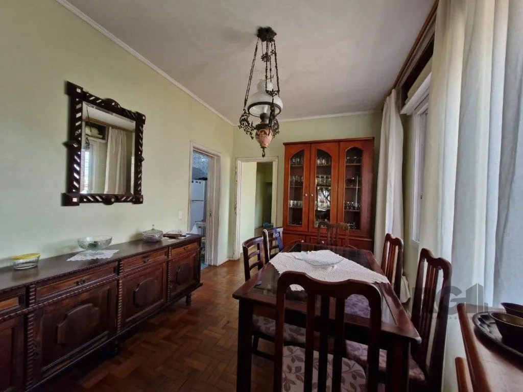 Imagem Casa 4 Dormitórios Bairro Teresópolis