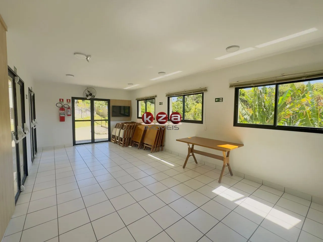 Imagem Apartamento à venda em Valinhos-SP na Vila Sonia: 2 quartos, 1 sala, 1 banheiro, 1 vaga, 48m² de área