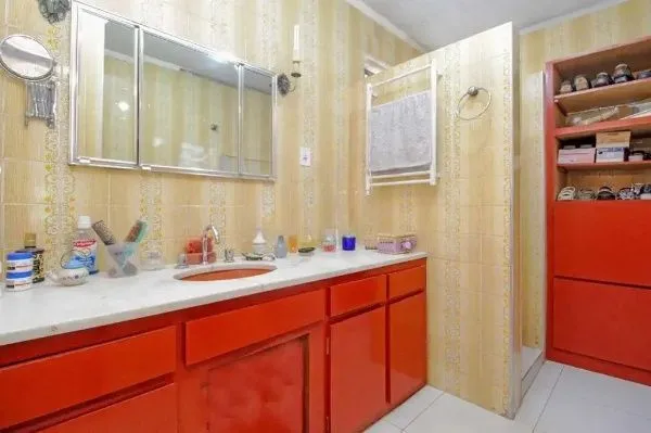 Imagem Casa 3 dormitórios ampla, perto da PUC