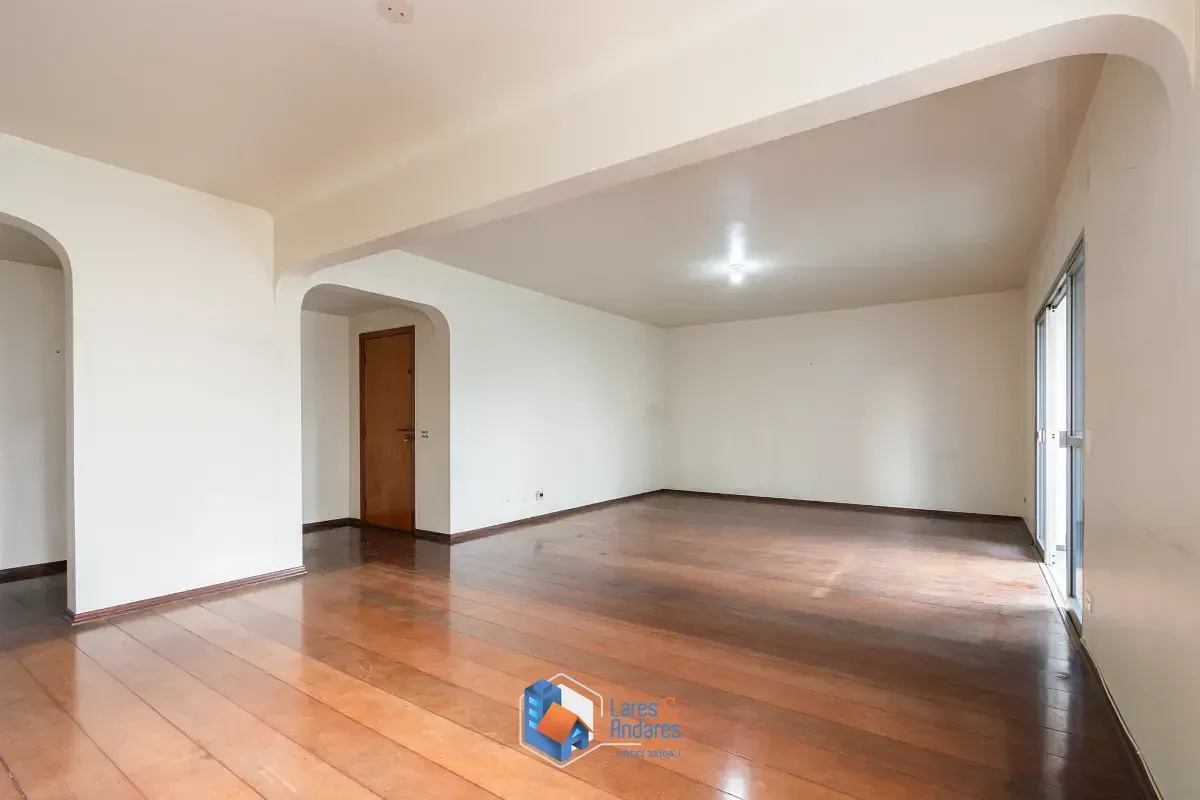 Imagem Apartamento para venda em Moema com 4 quartos, sendo 3 suítes, 196m²