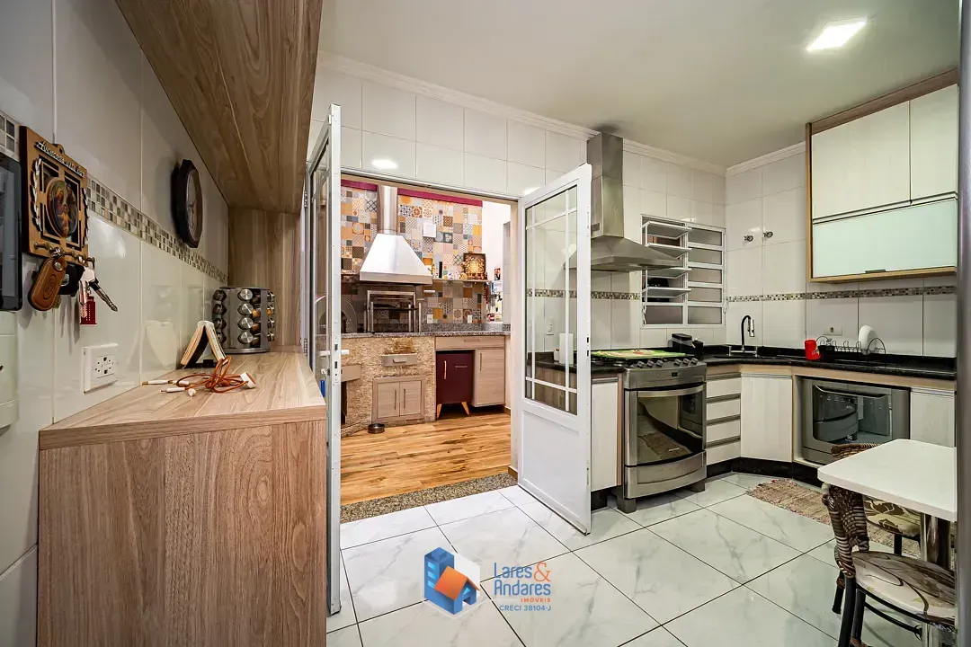 Imagem Sobrado para venda em Ipiranga com 3 quartos, sendo 1 suíte, 114m²