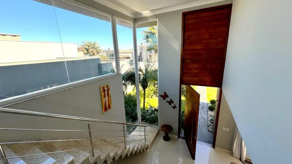 Imagem Casa em Condominio 4 Dormitórios - Bairro Zona Nova