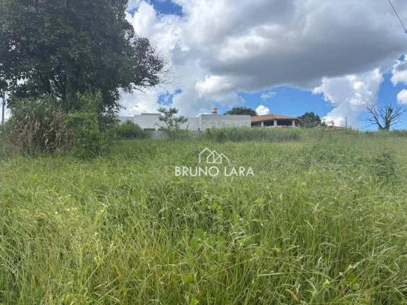 Imagem Terreno à venda no bairro Três Poderes - Igarapé/MG.