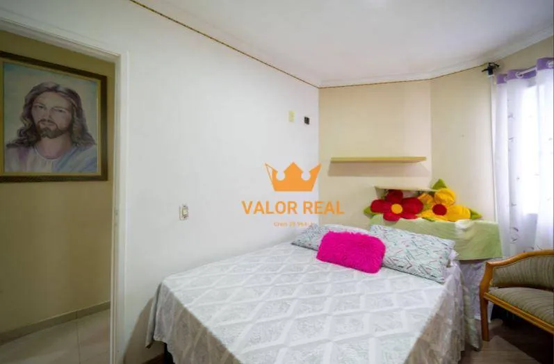 Imagem Casa Condomínio, 128 m2, 3 dorm. e 1 suite, 2 vagas; R$ 690 mil. Aceita financiamento