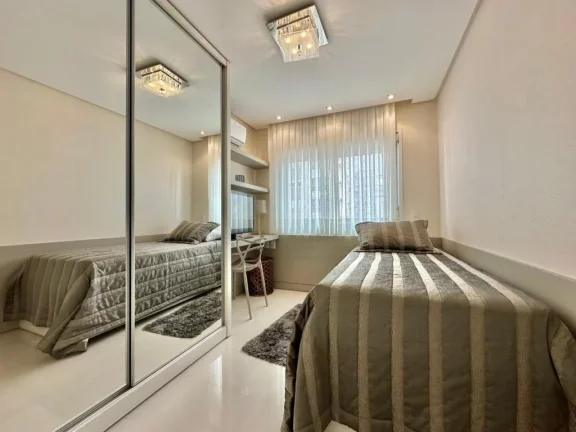 Imagem Apartamento 4 Dormitórios - Bairro Navegantes