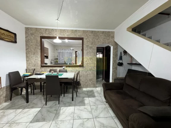 Imagem SOBRADO COM 2 SUITES 3 BANHEIROS A VENDA NA PRAINHA