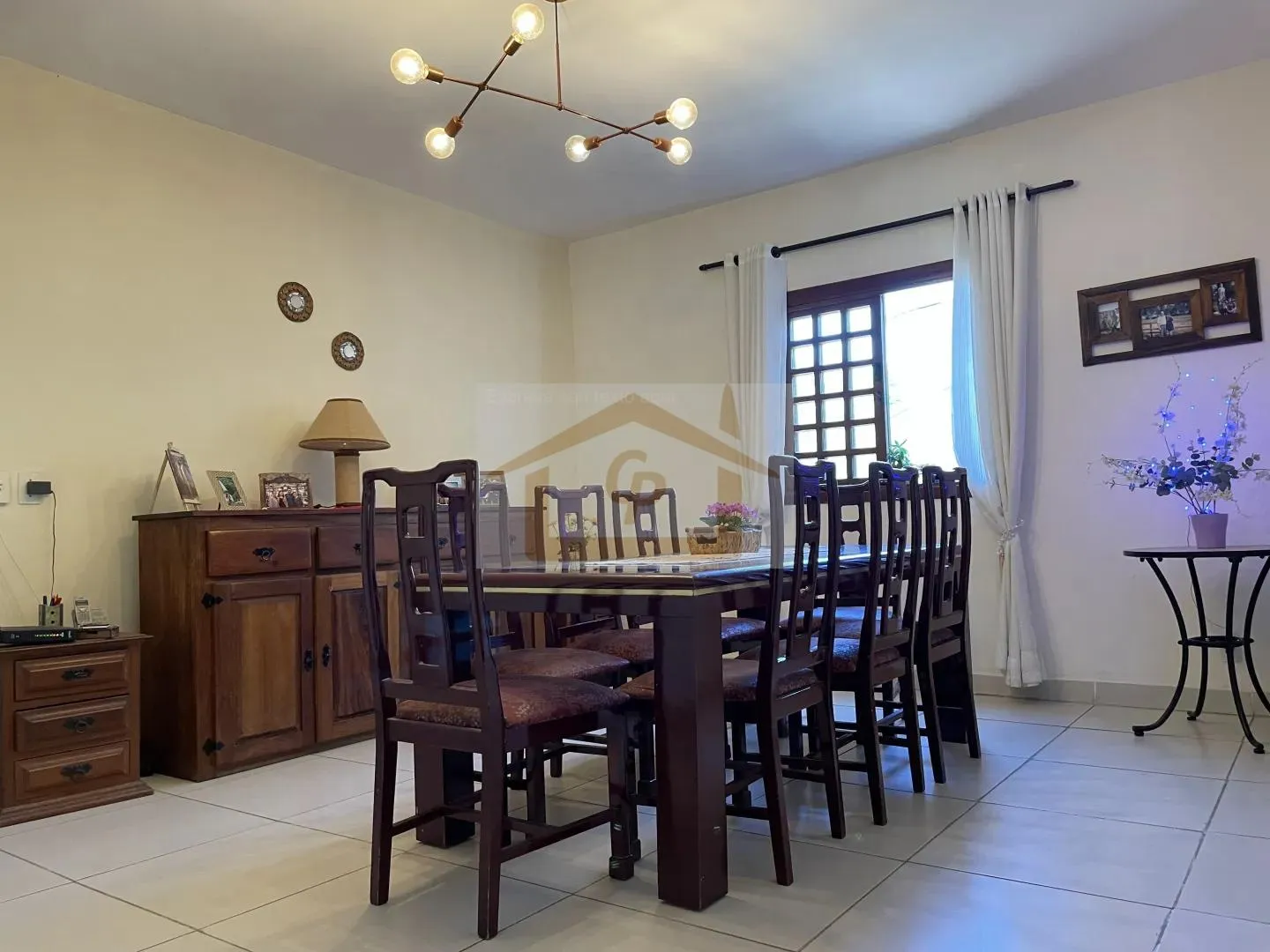 Imagem Casa em Condomínio, 3 quartos (1 suíte) 4 vagas