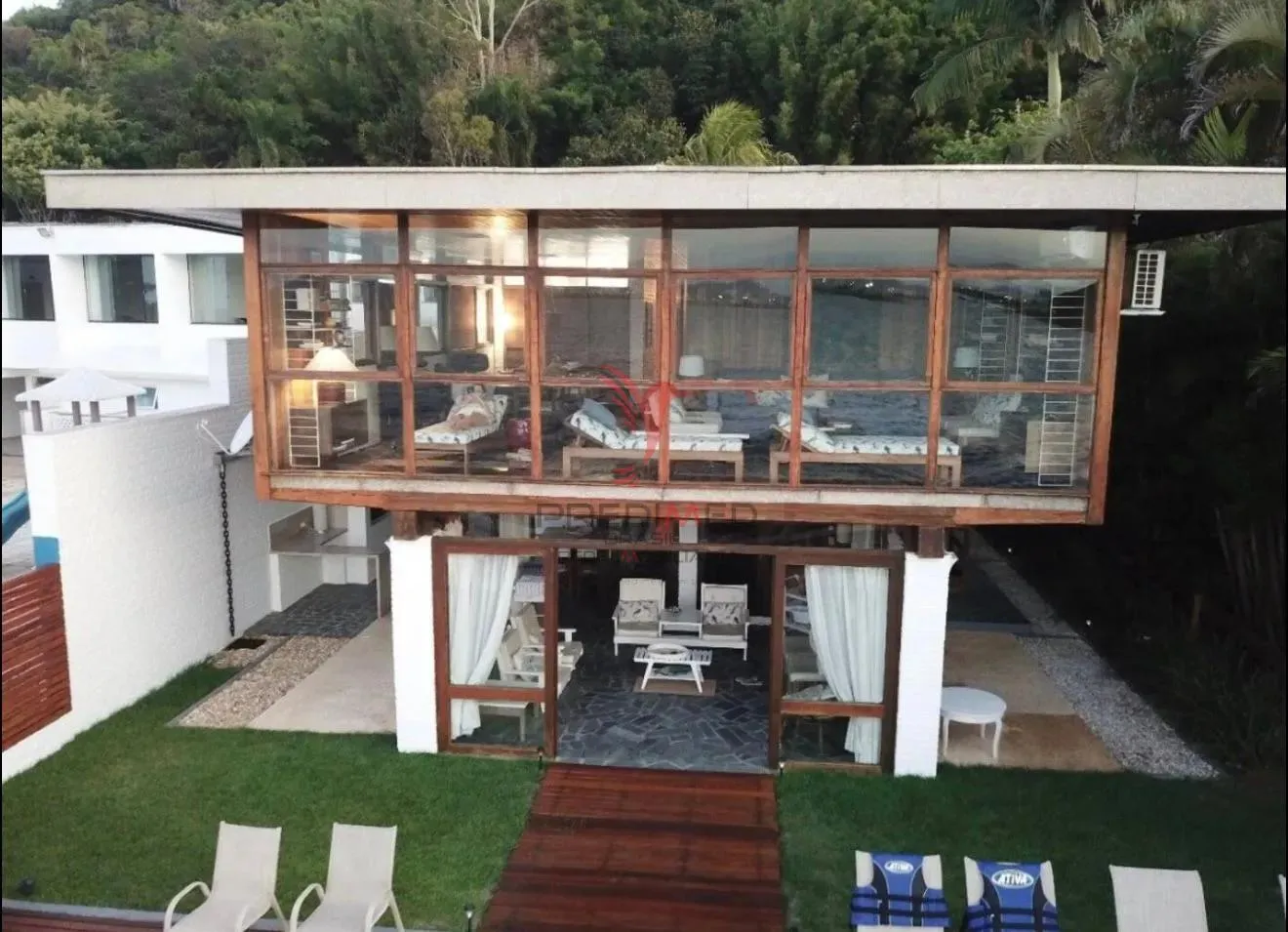 Imagem Casa de super luxo toda mobilada , para locação O Epítome do Luxo e Conforto em Cabeçudas