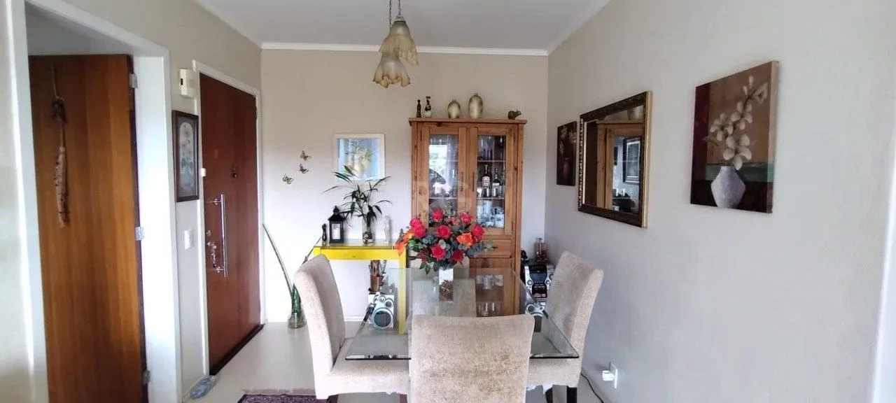 Imagem Apartamento no Bairro Glória - 2 Dormitório