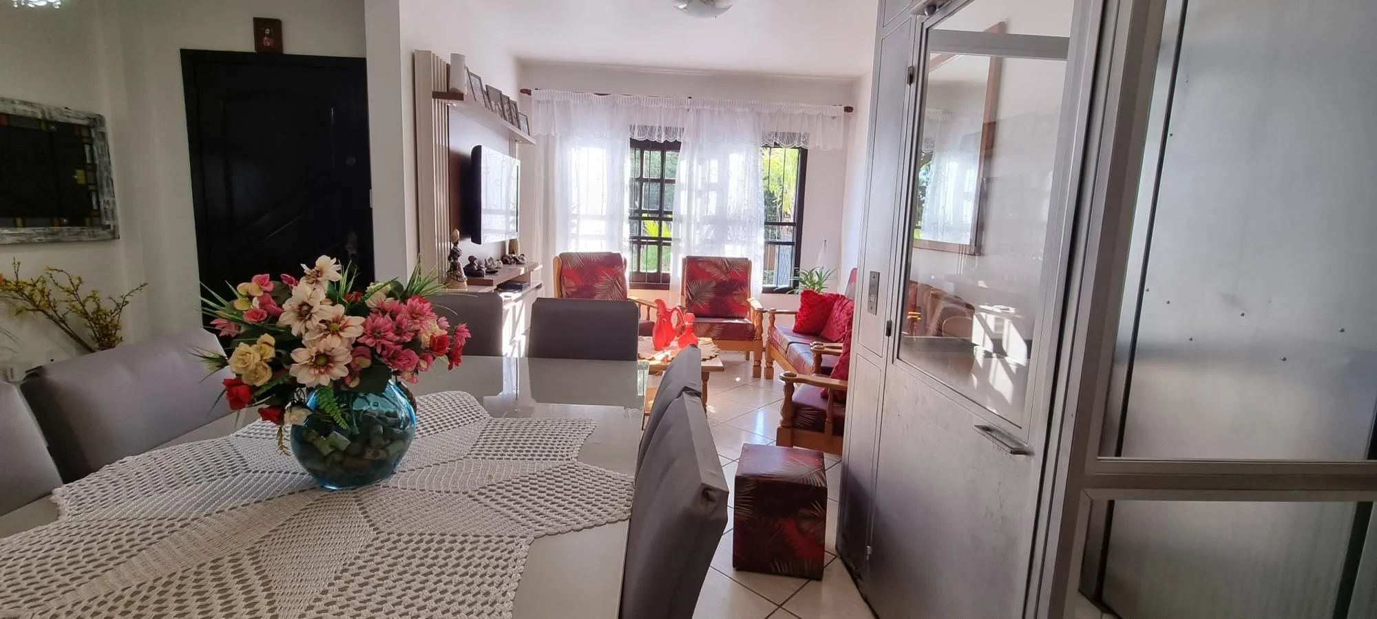 Imagem Casa 3d com elevador 3WC, 2V Espirito Santo Porto Alegre zona sul