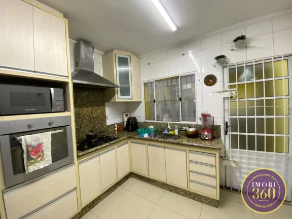Imagem Oportunidade Imperdível na Rua Rodeio: Sua Casa dos Sonhos por R$ 932.000!