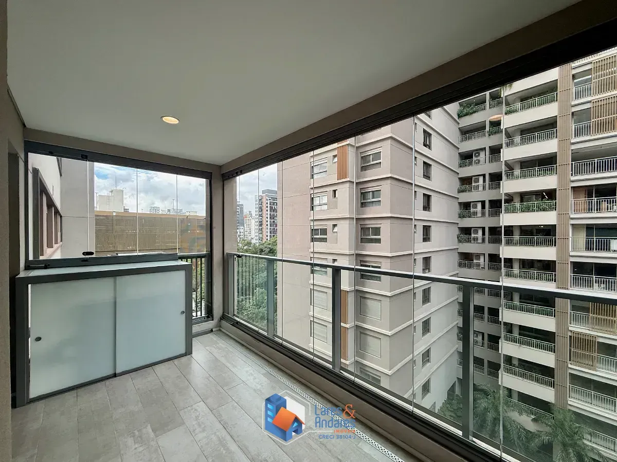 Imagem Apartamento para venda em Moema com 2 quartos, sendo 1 suíte, 64m²