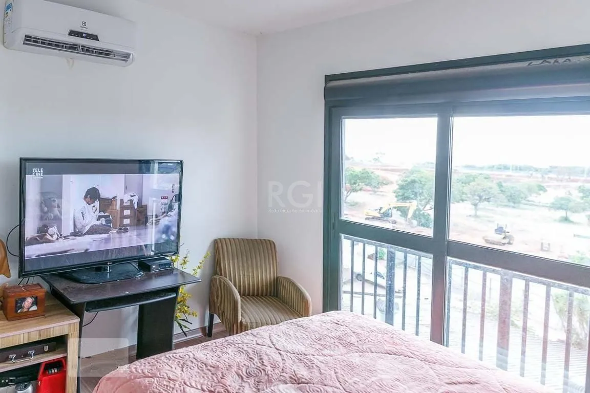 Imagem Apartamento com 3 quartos, 1 suíte, churrasqueira, 2 vagas, no bairro Cristal