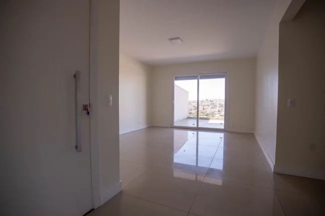 Foto do imóvel Apartamento 3 quartos sendo 1 suíte para venda em Caxias do Sul