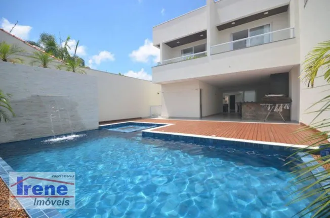 Foto do imóvel Casa com 5 Quartos à Venda, 375 m² em jardim itanhaém - Itanhaém
