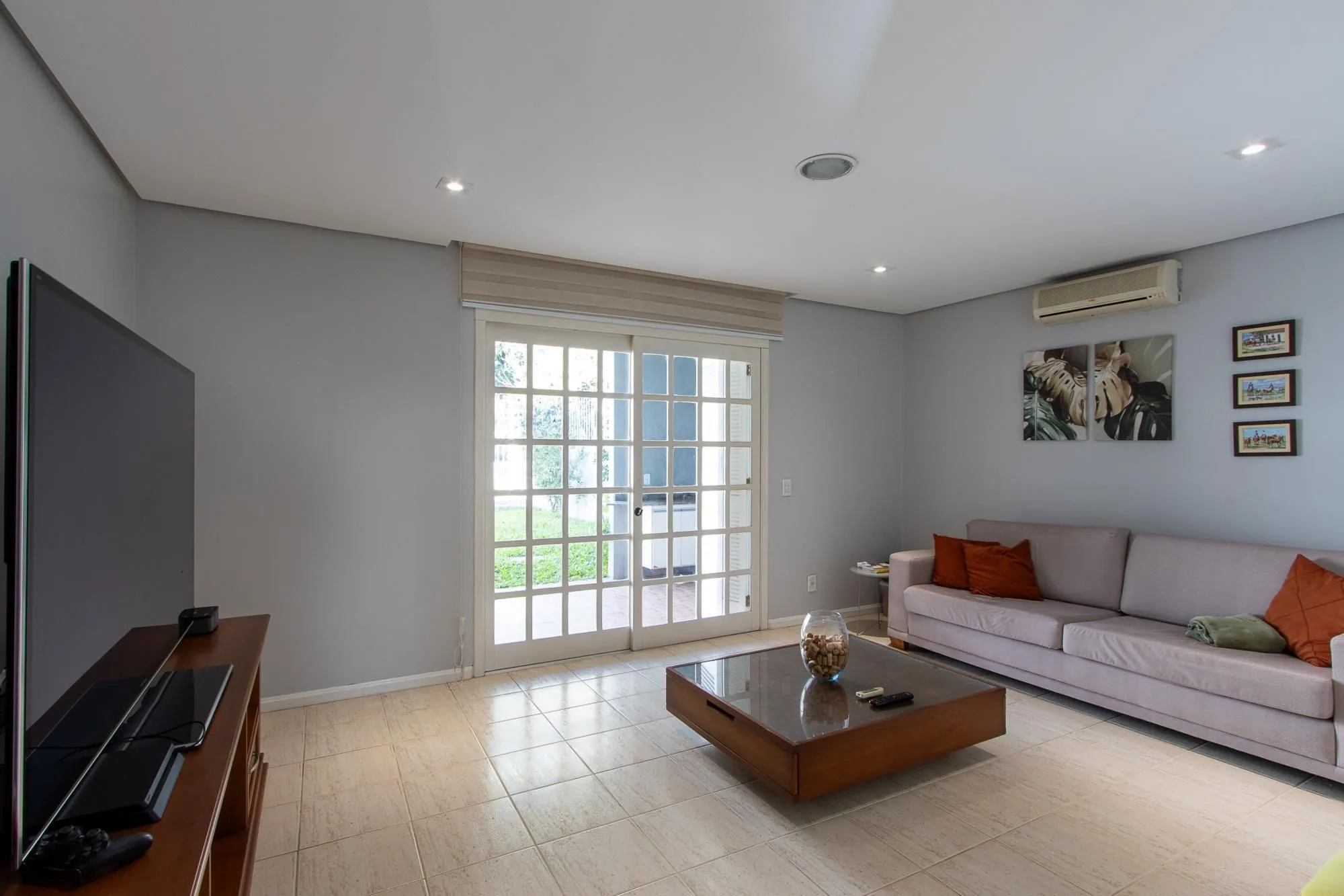 Imagem Casa em condomínio 4 quartos (1 suite) - Bairro Espírito Santo