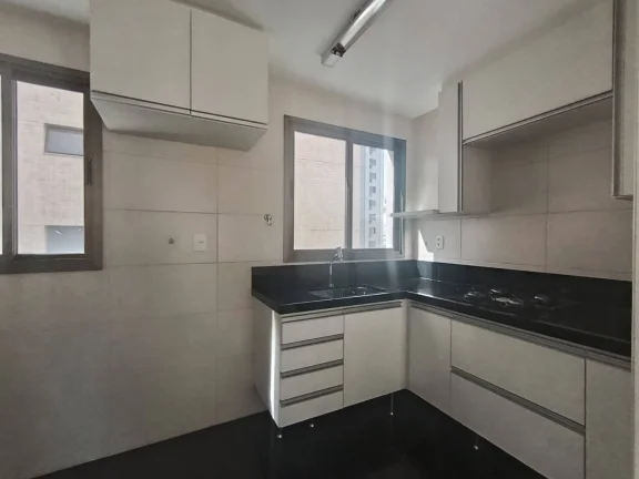 Imagem Apartamento à venda no Lourdes - 2 quartos, suíte e 2 vagas livres.