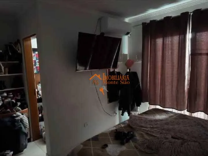 Imagem Sobrado com 3 dormitórios à venda, 200 m² por R$ 630.000,00 - Bonsucesso - Guarulhos/SP