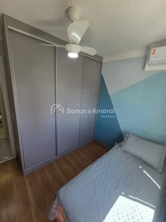 Imagem Com 68 m² de área útil, este apartamento totalmente reformado combina conforto, sofisticação e ...