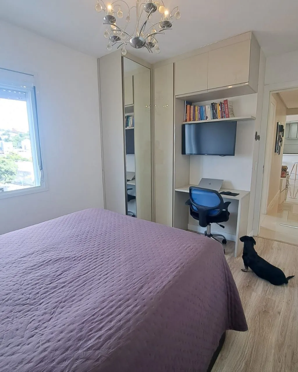 Imagem Apartamento Mobiliado com 2 Quartos e Vista Panorâmica em Porto Alegre