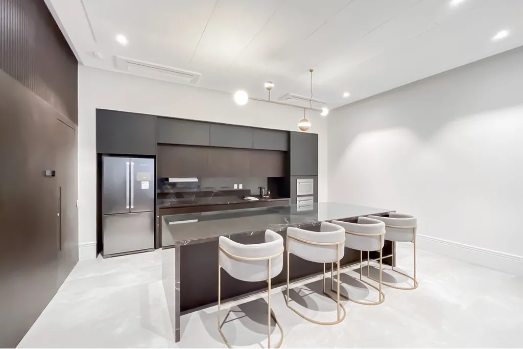 Imagem Apartamento à venda em São Paulo, Vila Mariana, com 3 quartos, 206m2