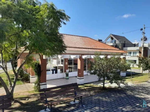 Imagem (PERMUTA) Sobrado a venda 04 quartos c/2 suítes, 04 vagas, no Pinheirinho em Curitiba PR