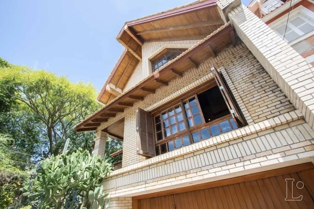 Imagem Sobrado à venda com 3 quartos, 1 suite, 4 vagas de garagem - Vila Conceição
