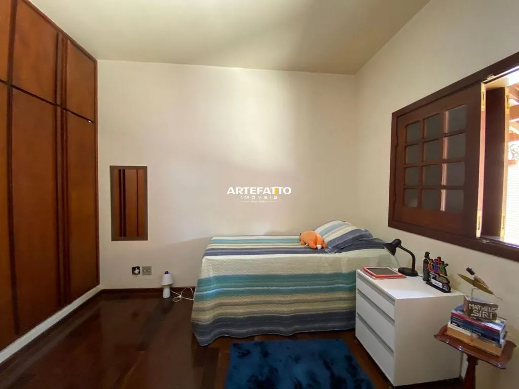 Imagem Casa à venda em Franca, São Joaquim, com 3 quartos, 248m2