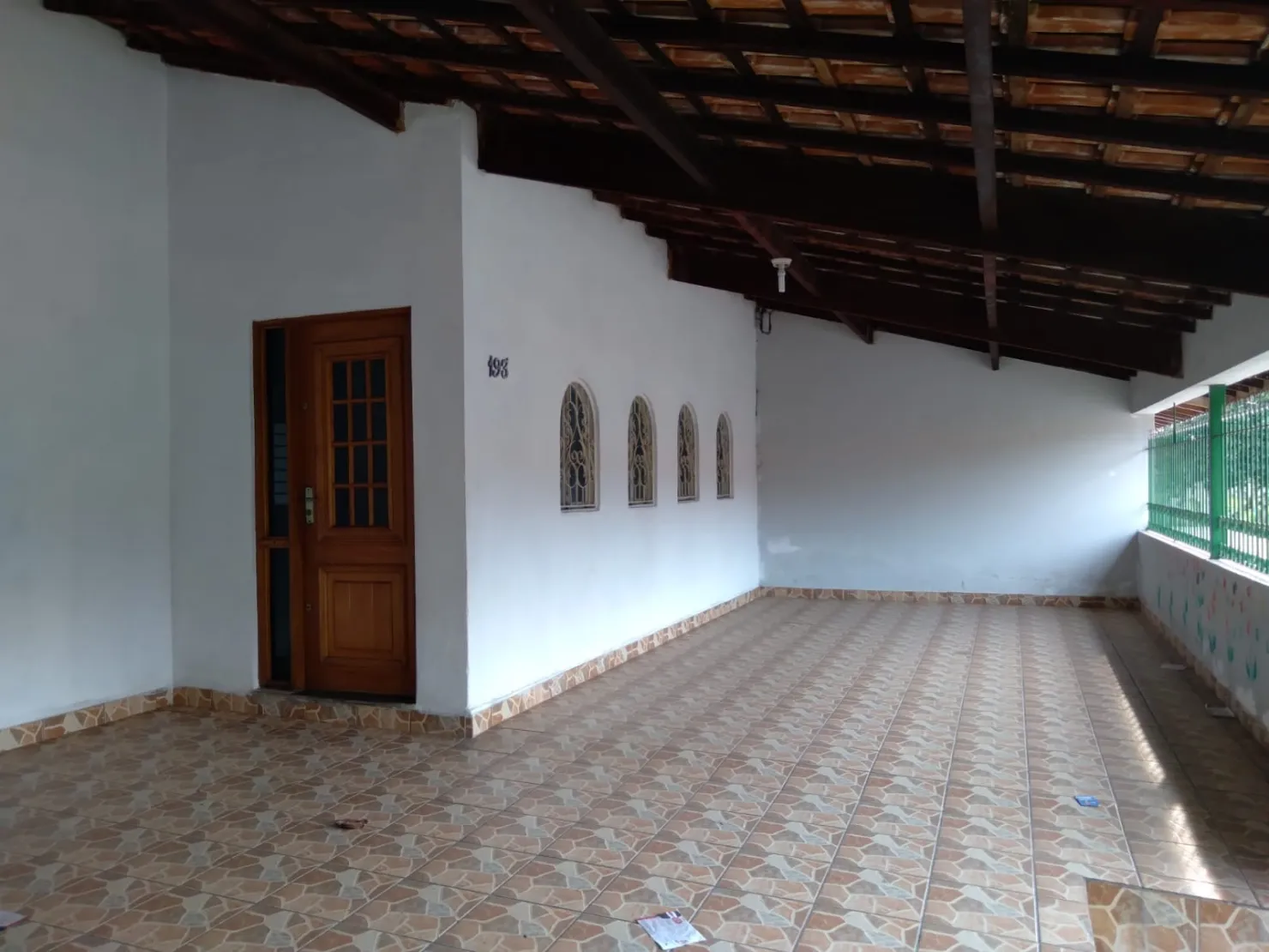 Imagem Casa à venda 4 Quartos, 3 Vagas, 252M², Jardim Carlota, Pindamonhangaba - SP