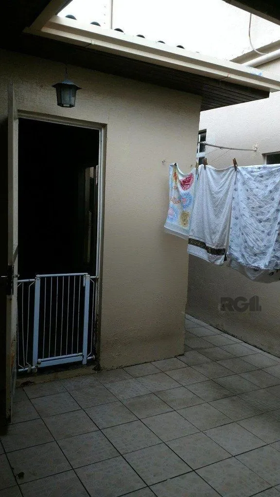 Imagem Casa de 3 dormitórios no bairro Sarandi