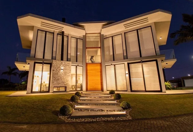 Foto do imóvel Casa em Condomínio para venda em Torres