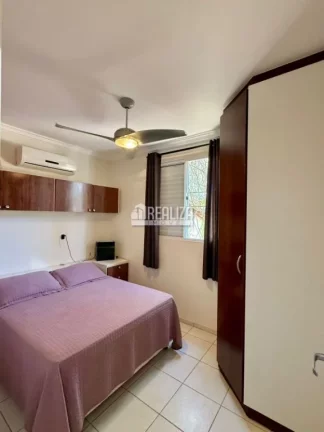Imagem Casa de 3 dormitórios em condomínio nas Mercês - Uberaba