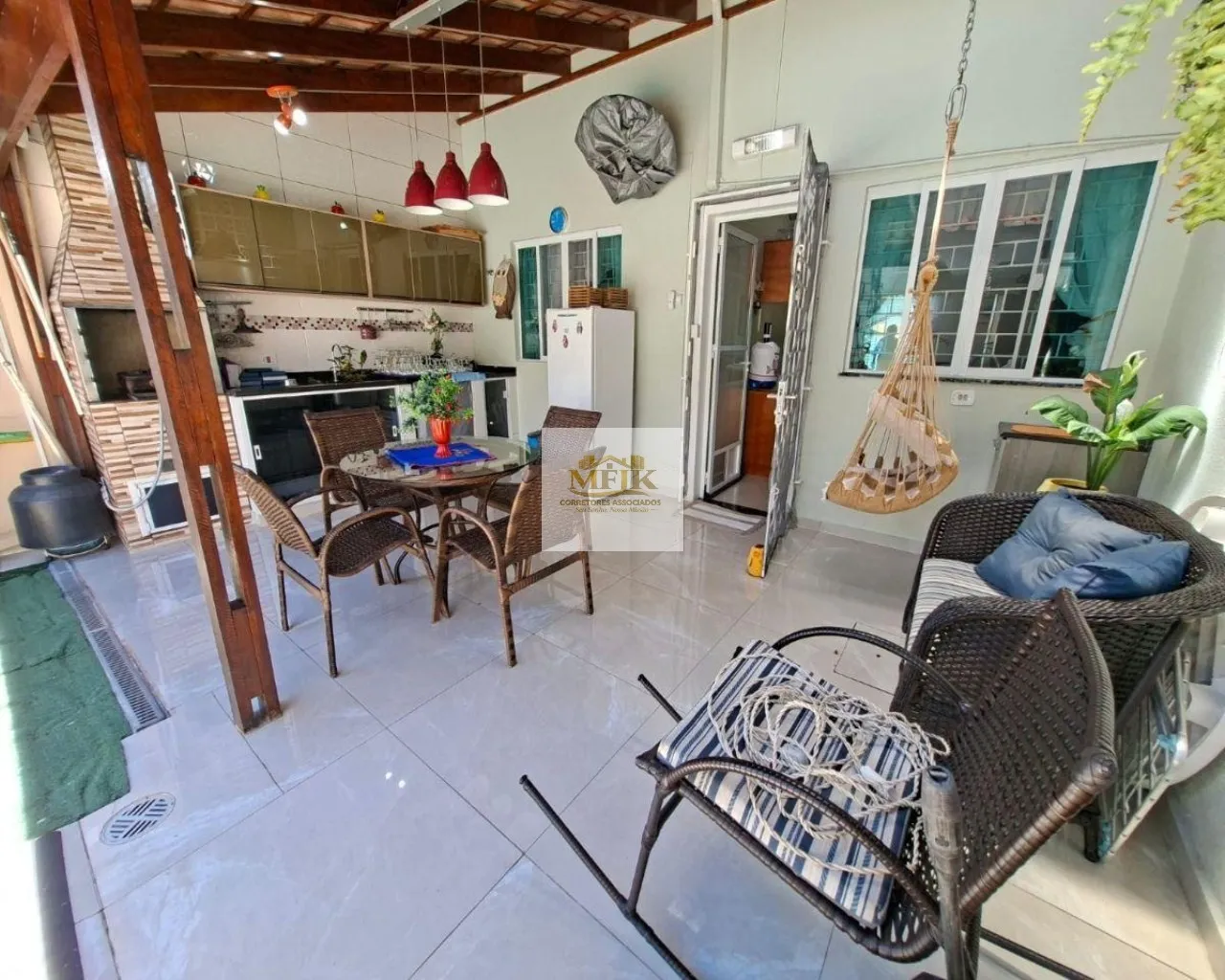 Imagem Casa de 4 quartos à venda em Santa Terezinha