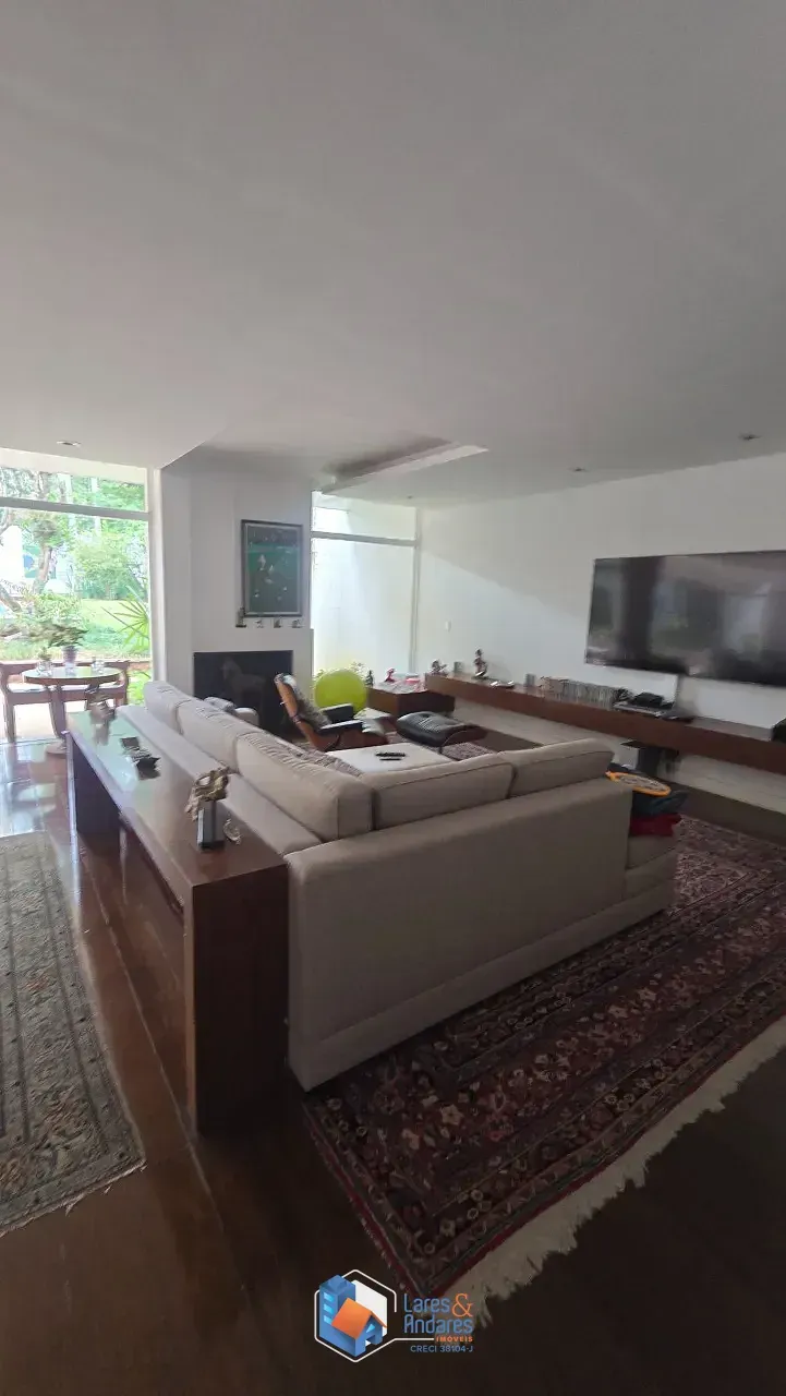 Imagem Sobrado para venda em Santo Amaro com 4 quartos, sendo 4 suítes, 682m²